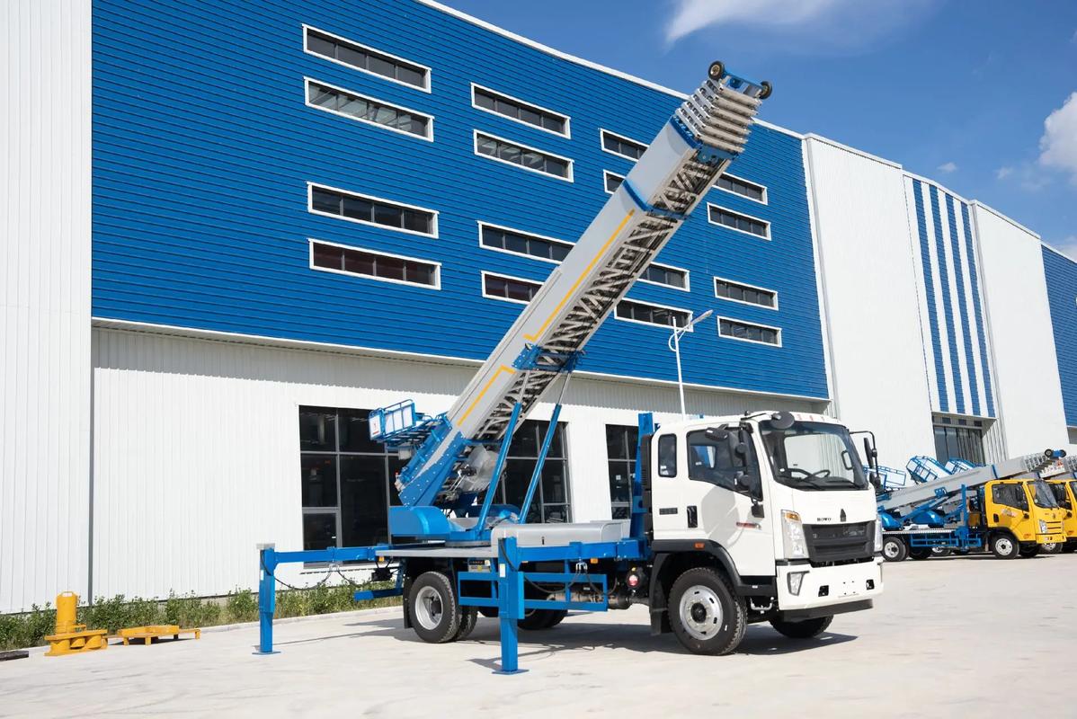 廊坊安次小型云梯车上料车租赁多少钱